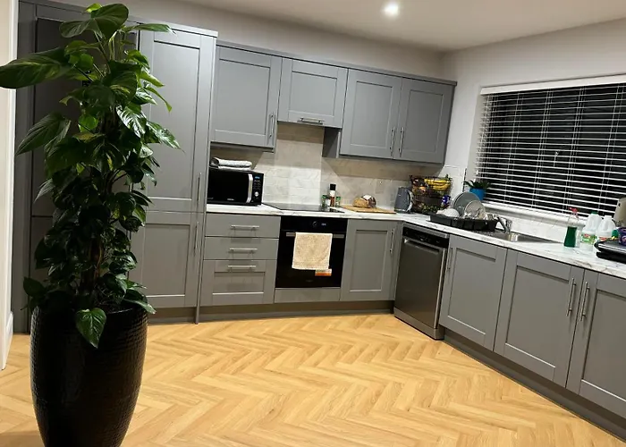 Alloggio in famiglia Large Bedroom Near To The Center *