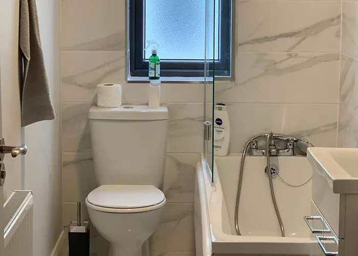 Alloggio in famiglia Large Bedroom Near To The Center